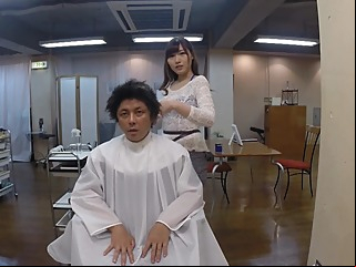 220314美容室で誘惑してくるロリ美少女 amateur asian hd video